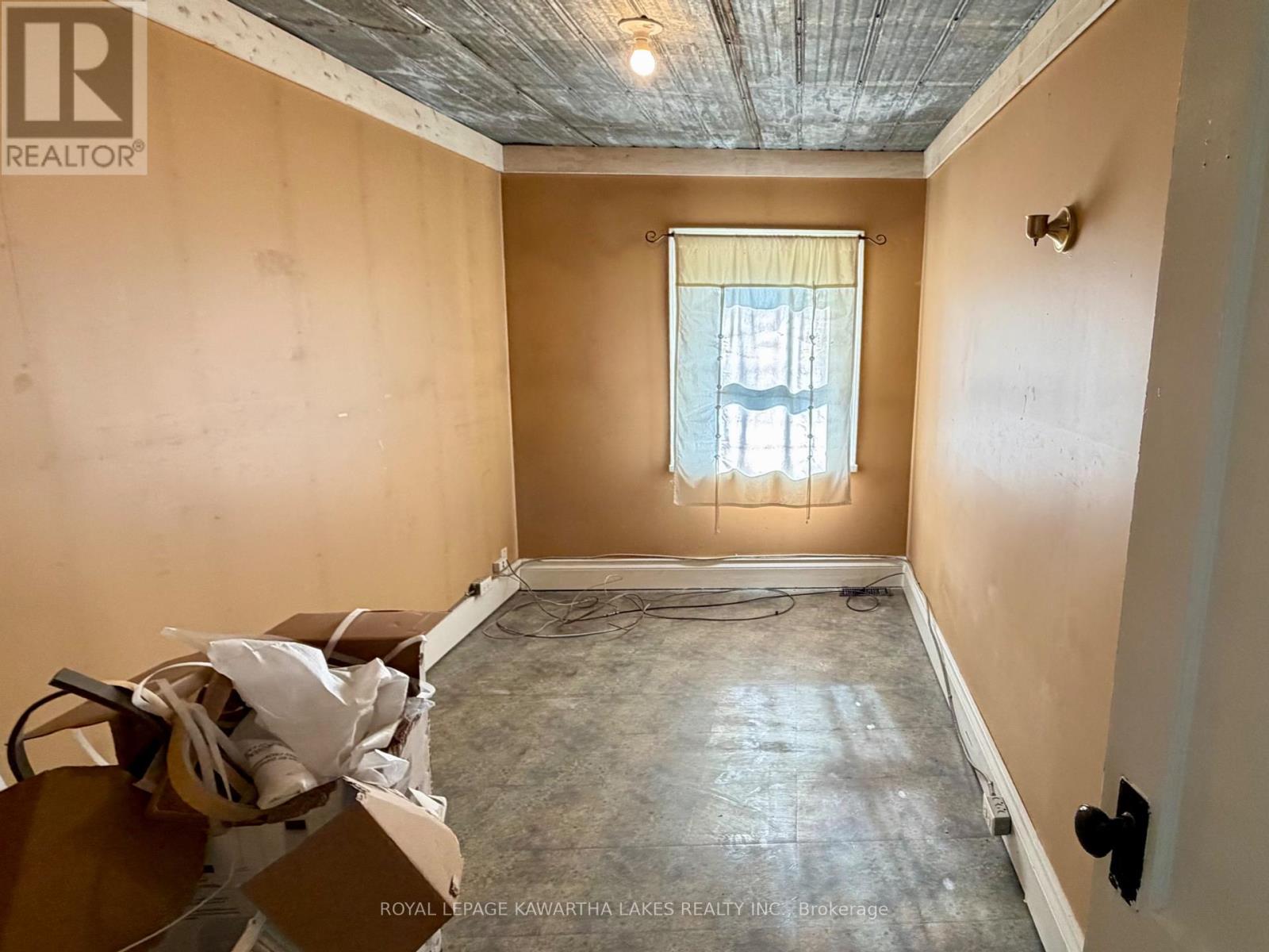 833 Woodville Road, Kawartha Lakes, Ontario  K0M 2T0 - Photo 31 - X12456328