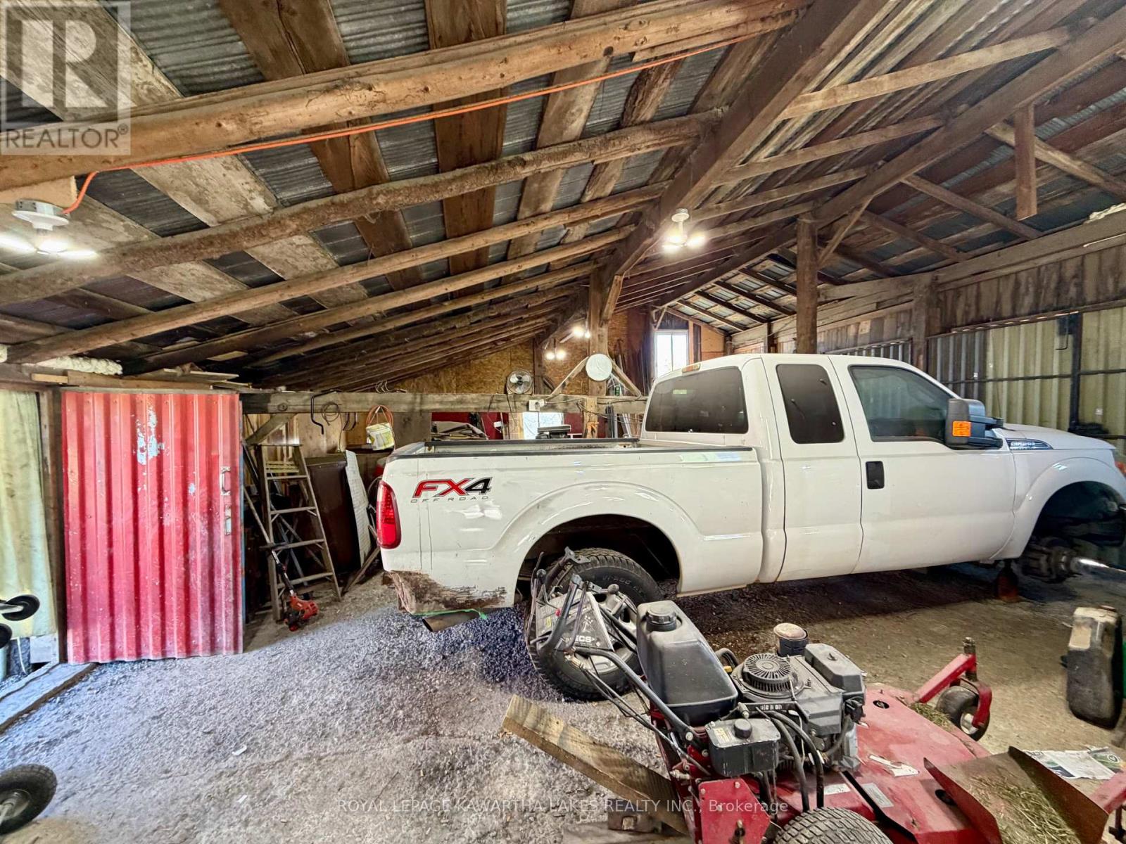 833 Woodville Road, Kawartha Lakes, Ontario  K0M 2T0 - Photo 42 - X12456328