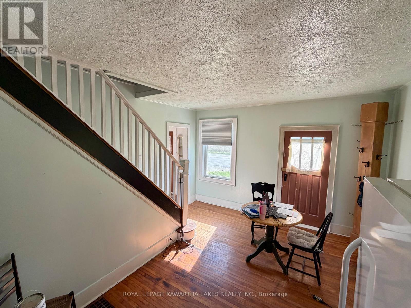 833 Woodville Road, Kawartha Lakes, Ontario  K0M 2T0 - Photo 6 - X12456328