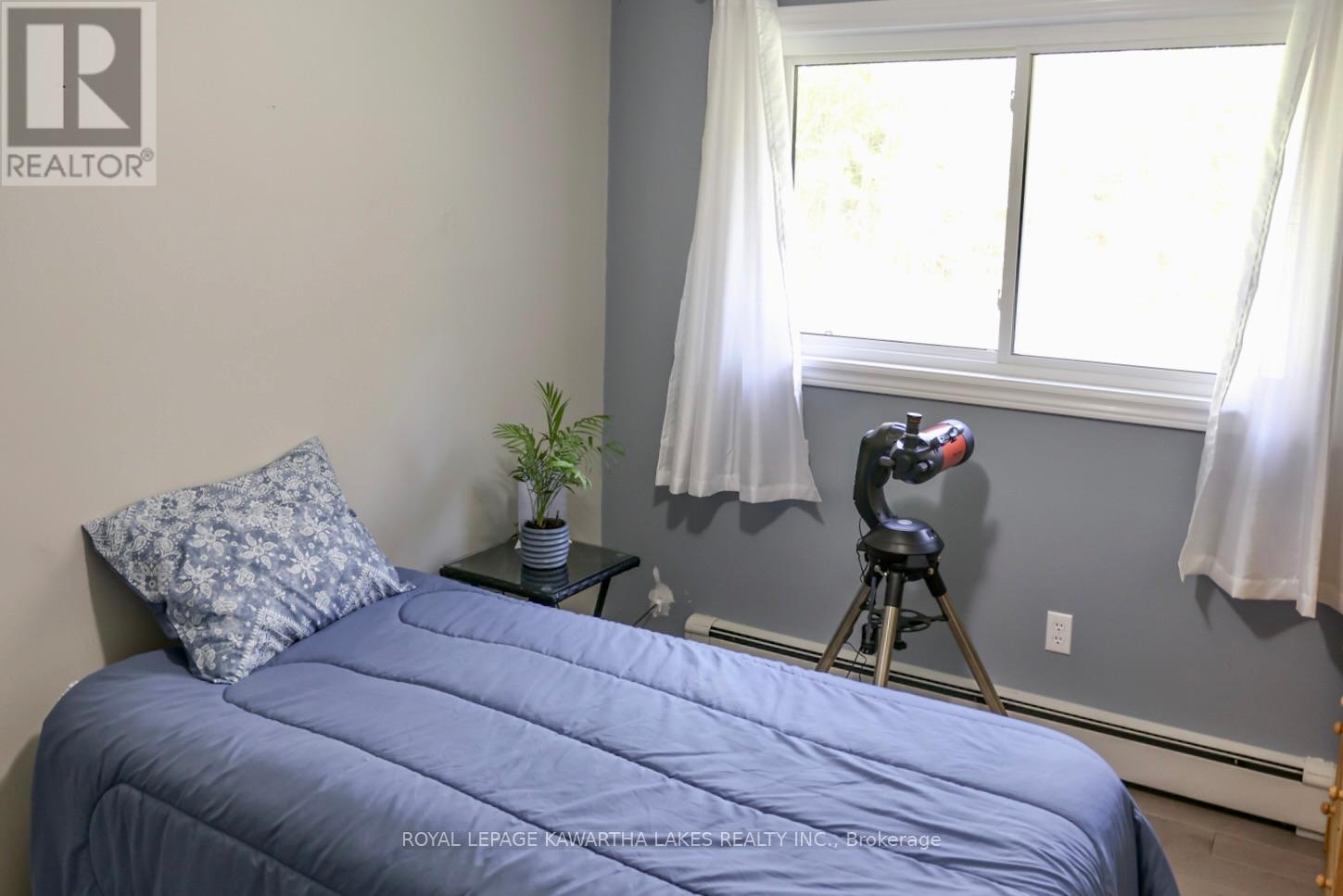 1185 Zoschke Drive, Penetanguishene, Ontario  L9M 2C4 - Photo 22 - S12456688