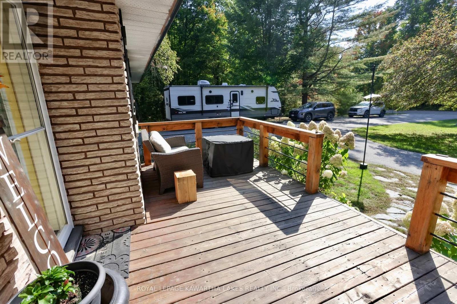 1185 Zoschke Drive, Penetanguishene, Ontario  L9M 2C4 - Photo 6 - S12456688