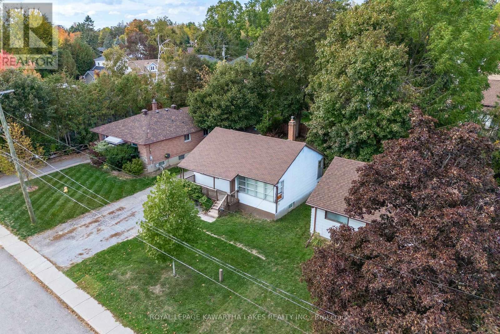 184 Ardmore Avenue, Kawartha Lakes, Ontario  K9V 2T5 - Photo 13 - X12463056
