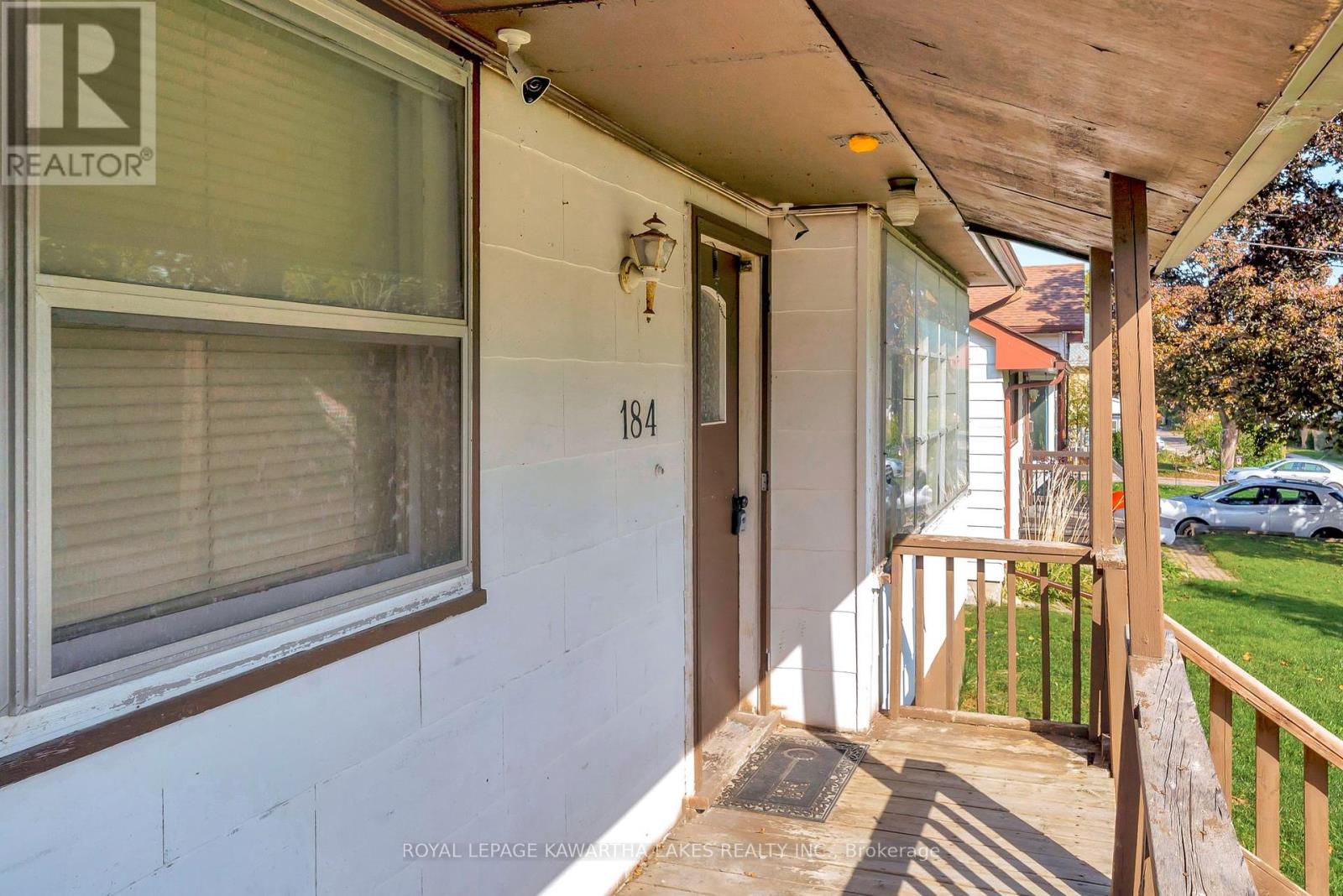 184 Ardmore Avenue, Kawartha Lakes, Ontario  K9V 2T5 - Photo 17 - X12463056