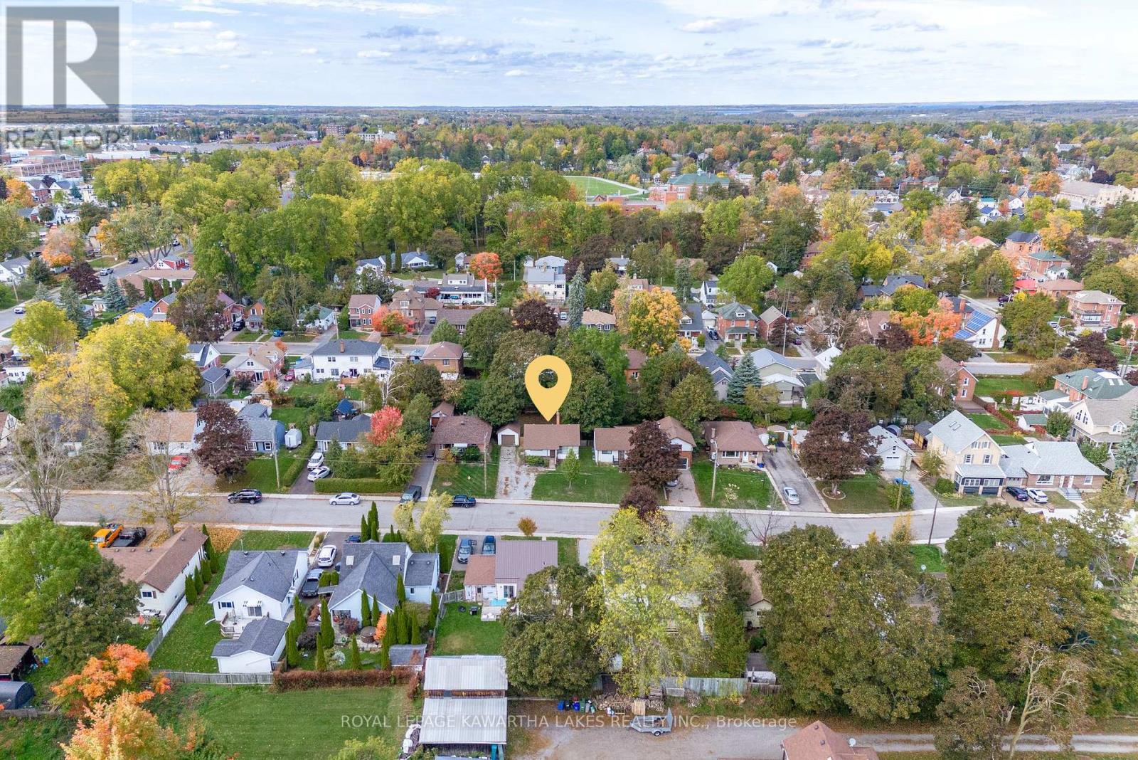 184 Ardmore Avenue, Kawartha Lakes, Ontario  K9V 2T5 - Photo 2 - X12463056