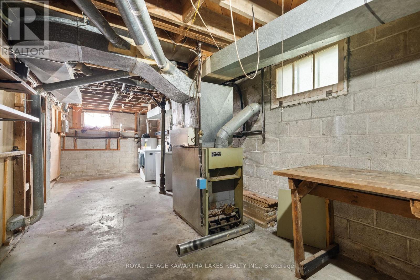 184 Ardmore Avenue, Kawartha Lakes, Ontario  K9V 2T5 - Photo 40 - X12463056