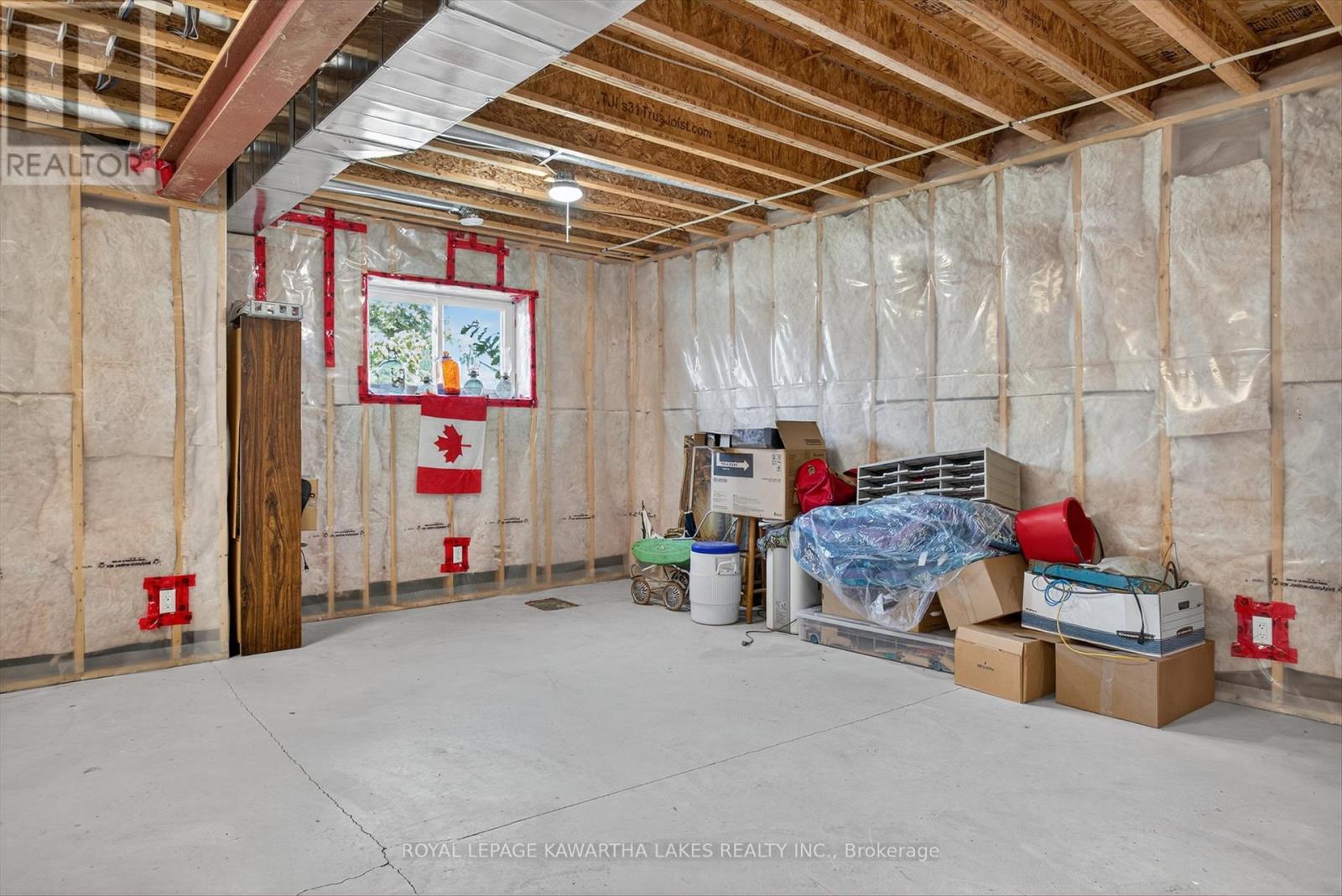 21 Hillside Drive, Kawartha Lakes, Ontario  K9V 1A3 - Photo 22 - X12467476
