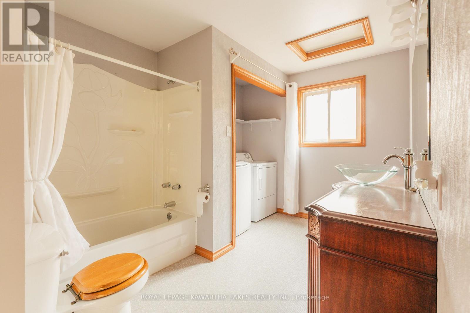 693 Balsam Lake Drive, Kawartha Lakes, Ontario  K0M 2B0 - Photo 24 - X12475205