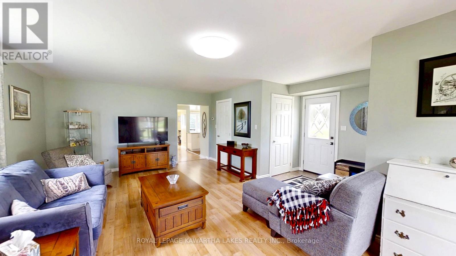 31410 Lake Ridge Road, Georgina, Ontario  L0E 1N0 - Photo 8 - N12496954