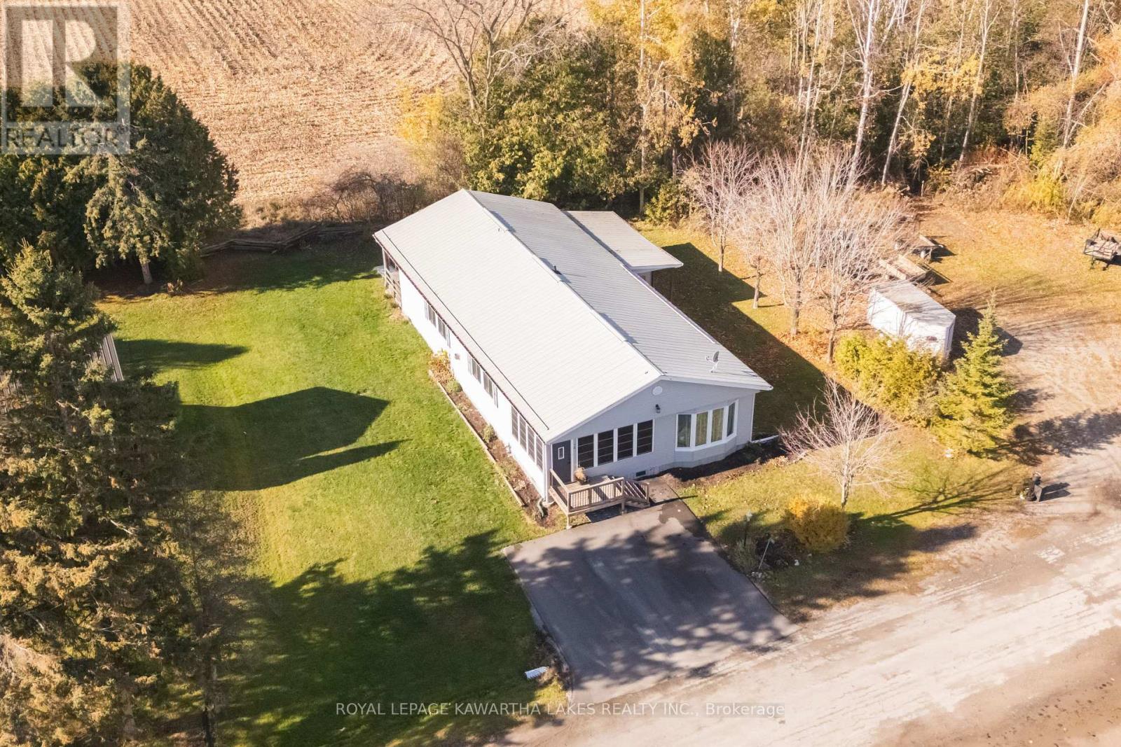 18 Hill Street, Kawartha Lakes, Ontario  K9V 0H5 - Photo 1 - X12510914