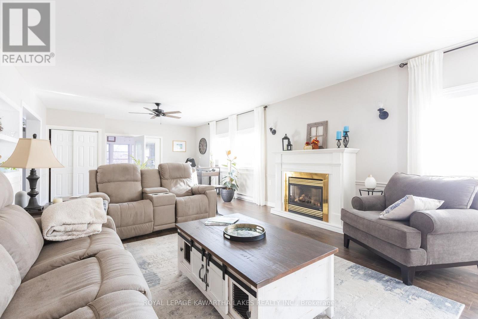 18 Hill Street, Kawartha Lakes, Ontario  K9V 0H5 - Photo 10 - X12510914