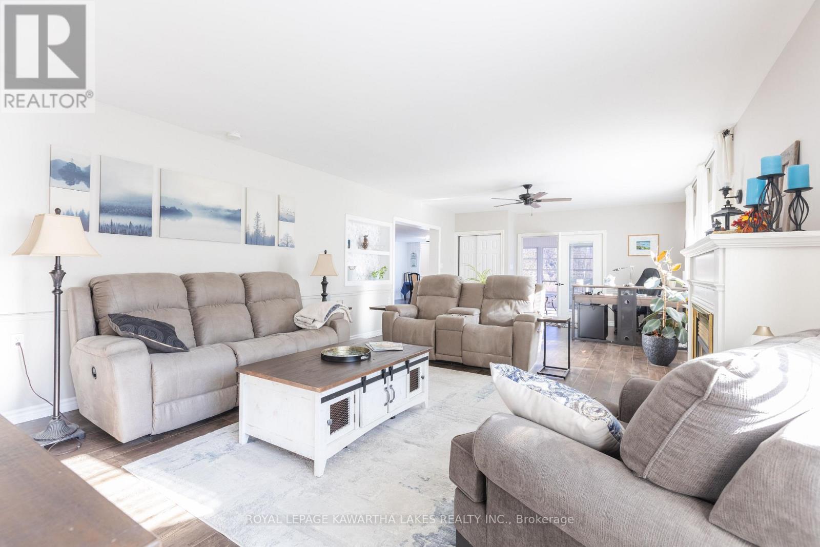 18 Hill Street, Kawartha Lakes, Ontario  K9V 0H5 - Photo 11 - X12510914