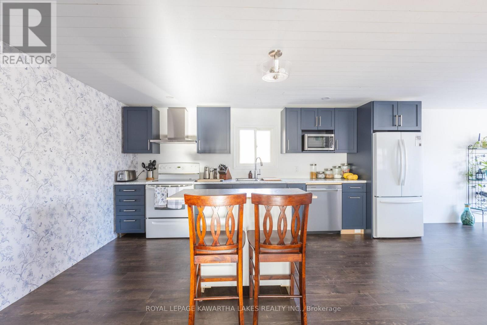 18 Hill Street, Kawartha Lakes, Ontario  K9V 0H5 - Photo 13 - X12510914