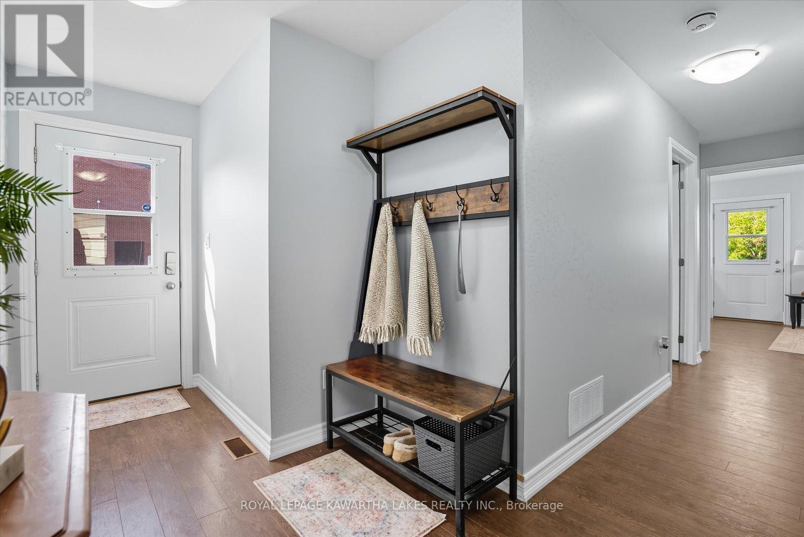 18 Mary Street W, Kawartha Lakes, Ontario  K9V 2N4 - Photo 18 - X12531882