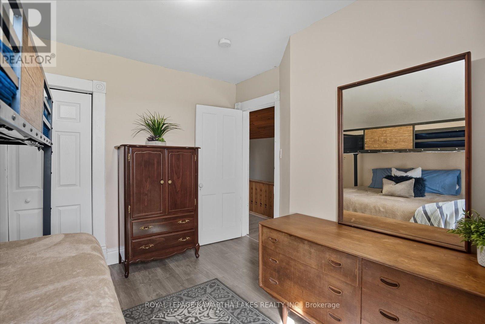 18 Mary Street W, Kawartha Lakes, Ontario  K9V 2N4 - Photo 22 - X12531882