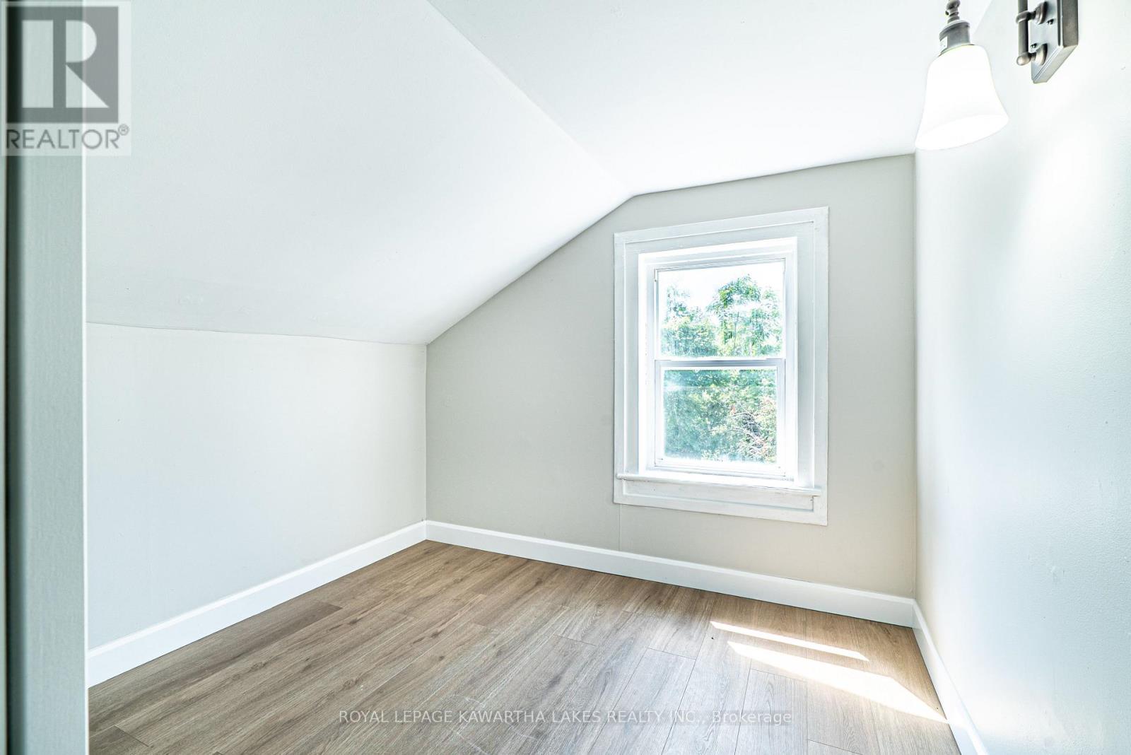 50 St Patrick Street, Kawartha Lakes, Ontario  K9V 1R3 - Photo 16 - X12540502