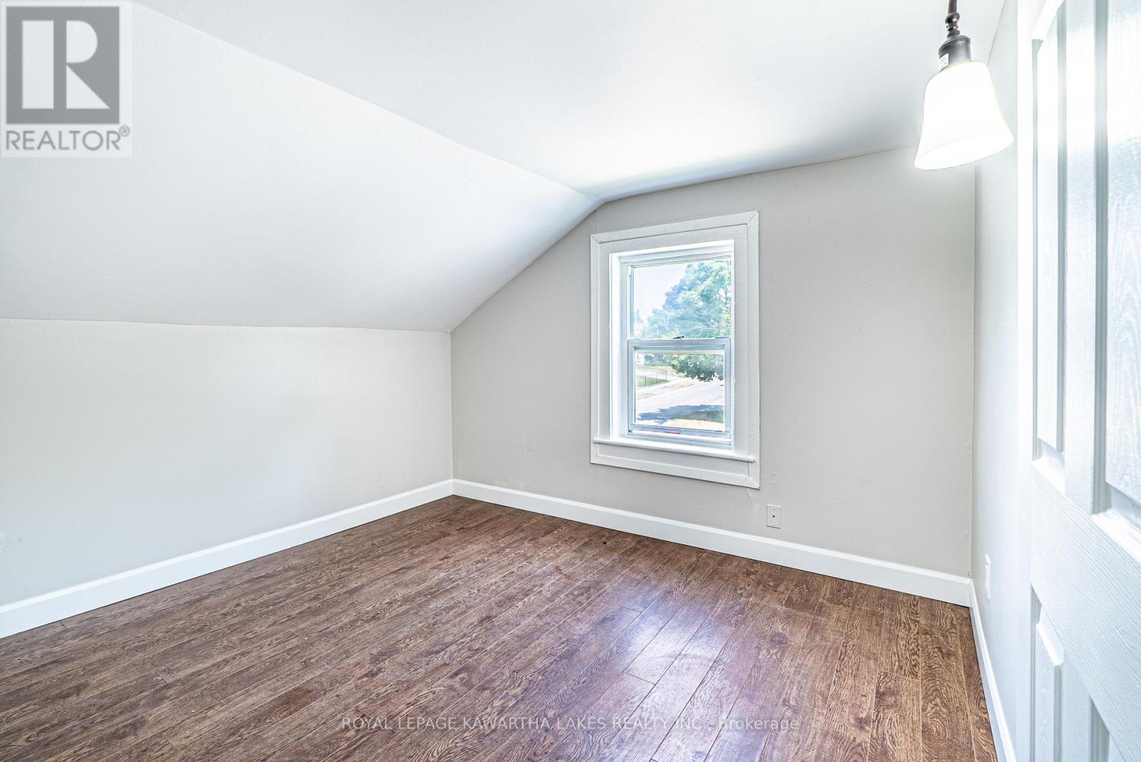 50 St Patrick Street, Kawartha Lakes, Ontario  K9V 1R3 - Photo 19 - X12540502