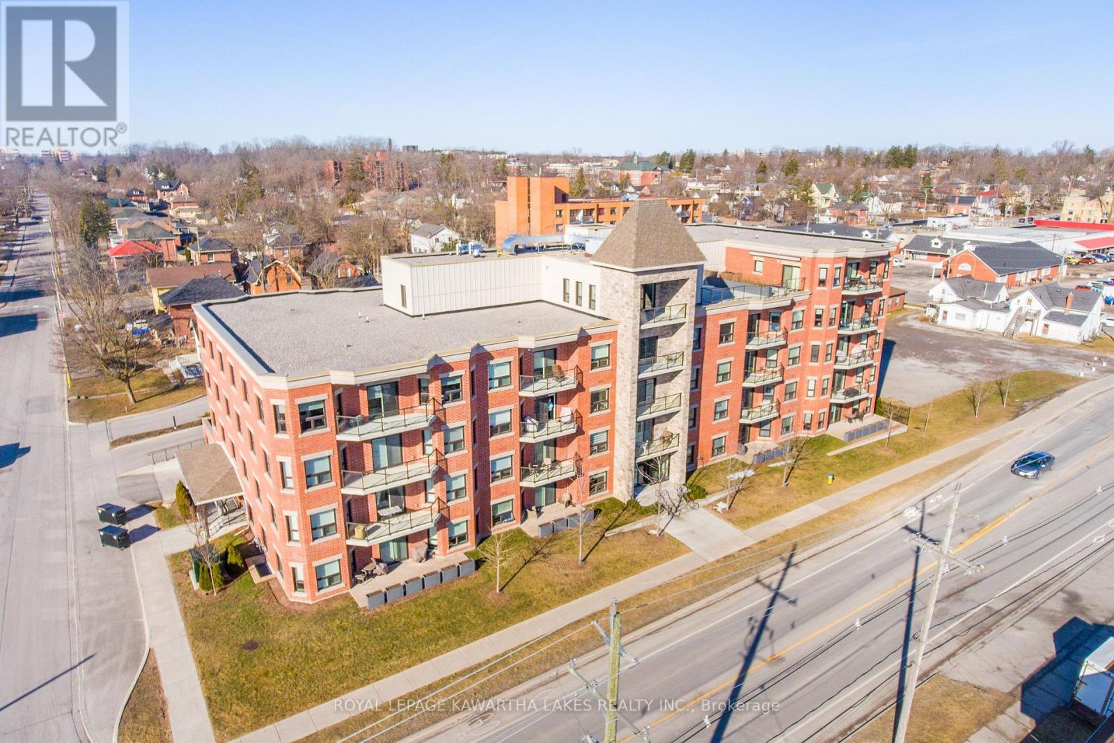 105 - 58 Glenelg Street W, Kawartha Lakes, Ontario  K9V 0M9 - Photo 1 - X12554384