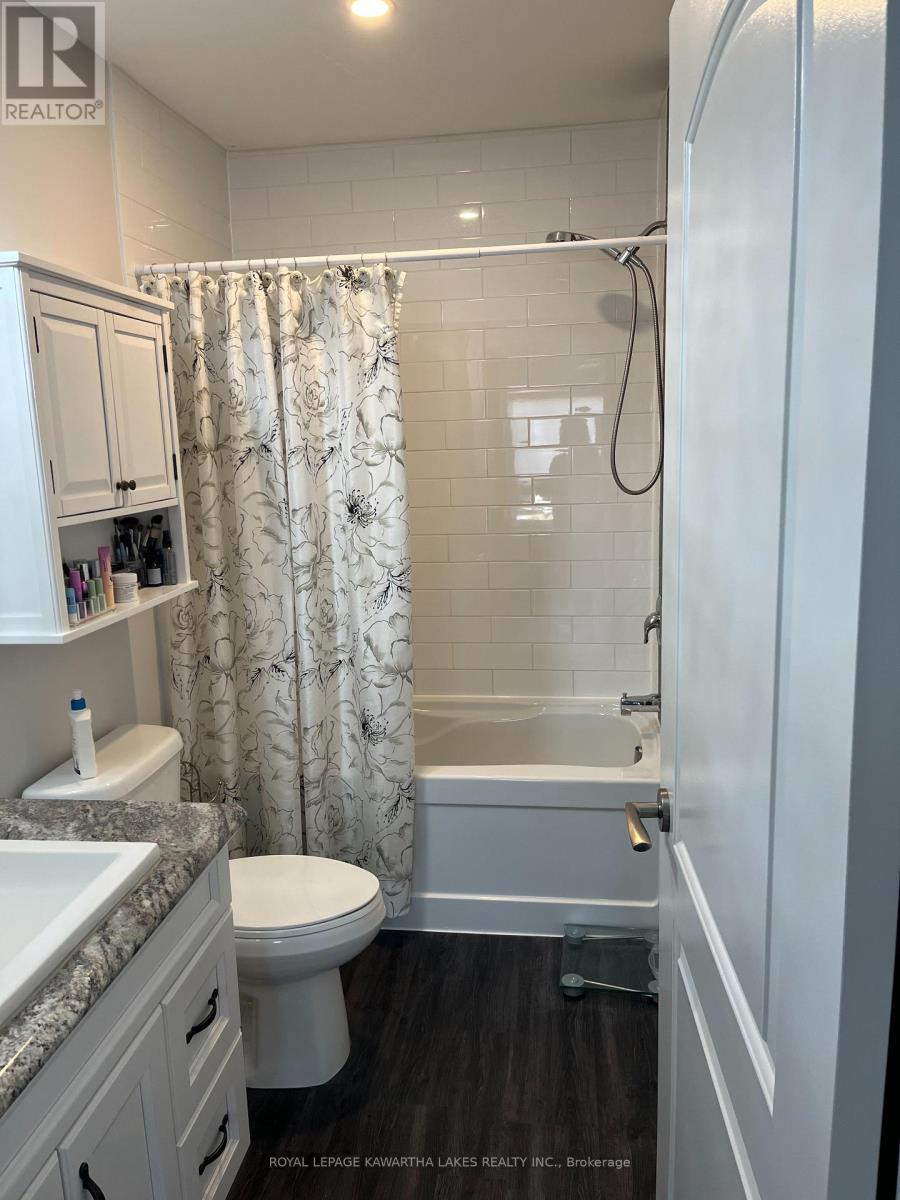 105 - 58 Glenelg Street W, Kawartha Lakes, Ontario  K9V 0M9 - Photo 34 - X12554384