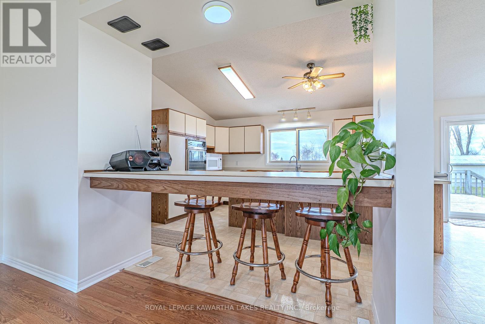 4170 Hwy 35, Kawartha Lakes, Ontario  K0M 1G0 - Photo 10 - X12578506