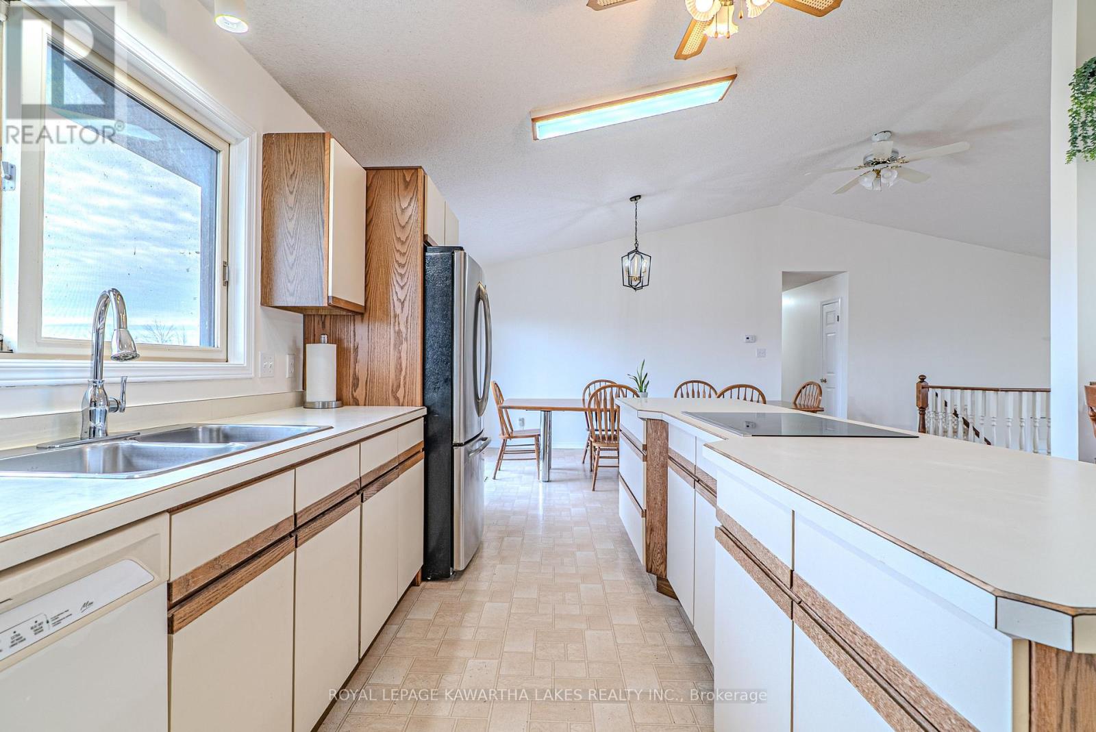 4170 Hwy 35, Kawartha Lakes, Ontario  K0M 1G0 - Photo 14 - X12578506