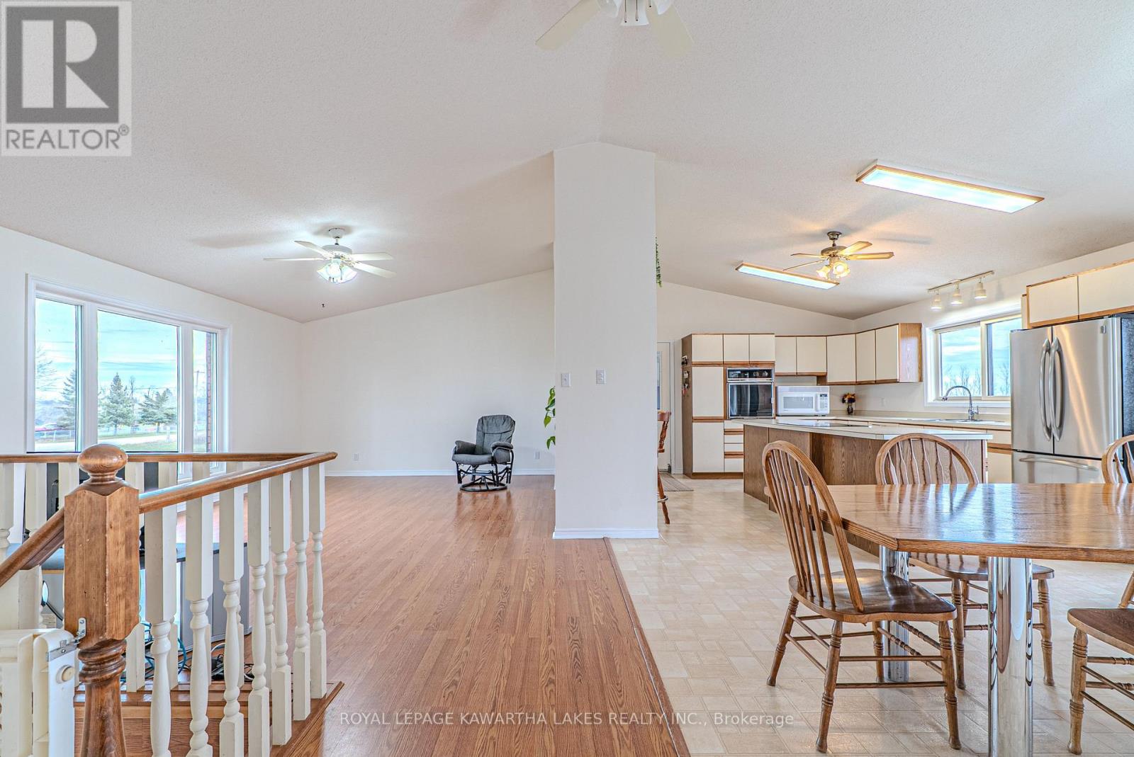 4170 Hwy 35, Kawartha Lakes, Ontario  K0M 1G0 - Photo 6 - X12578506