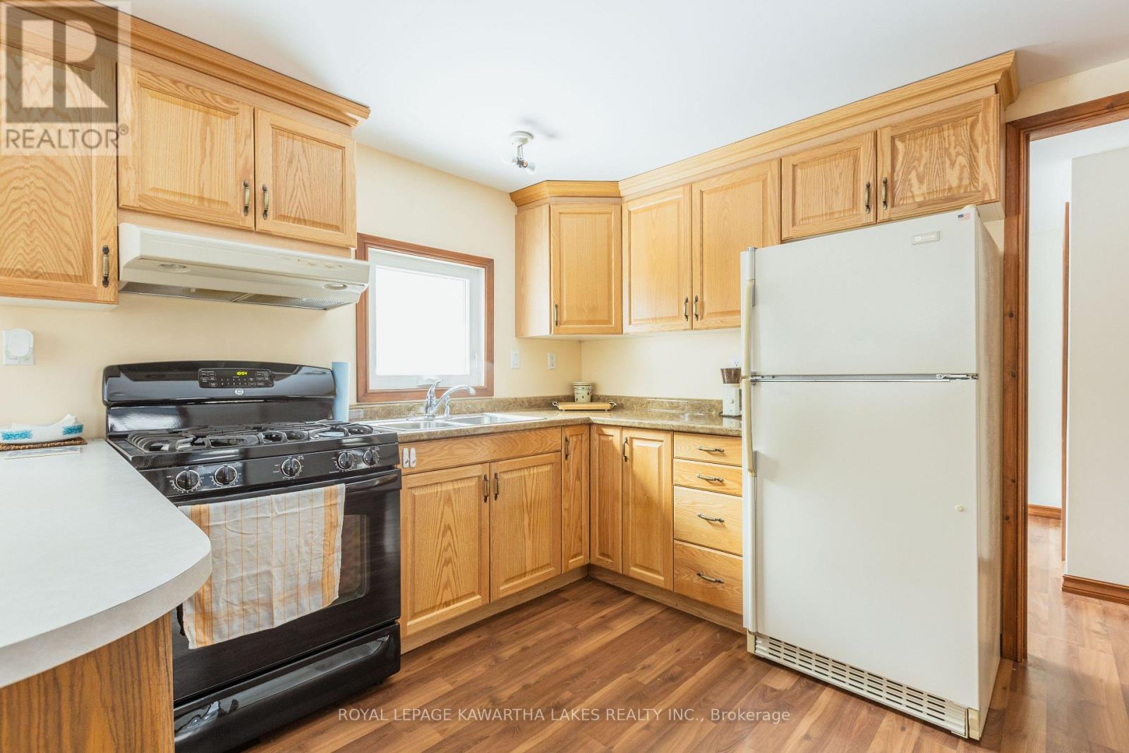38 Fell Station Drive, Kawartha Lakes, Ontario  K0M 1N0 - Photo 12 - X12625348