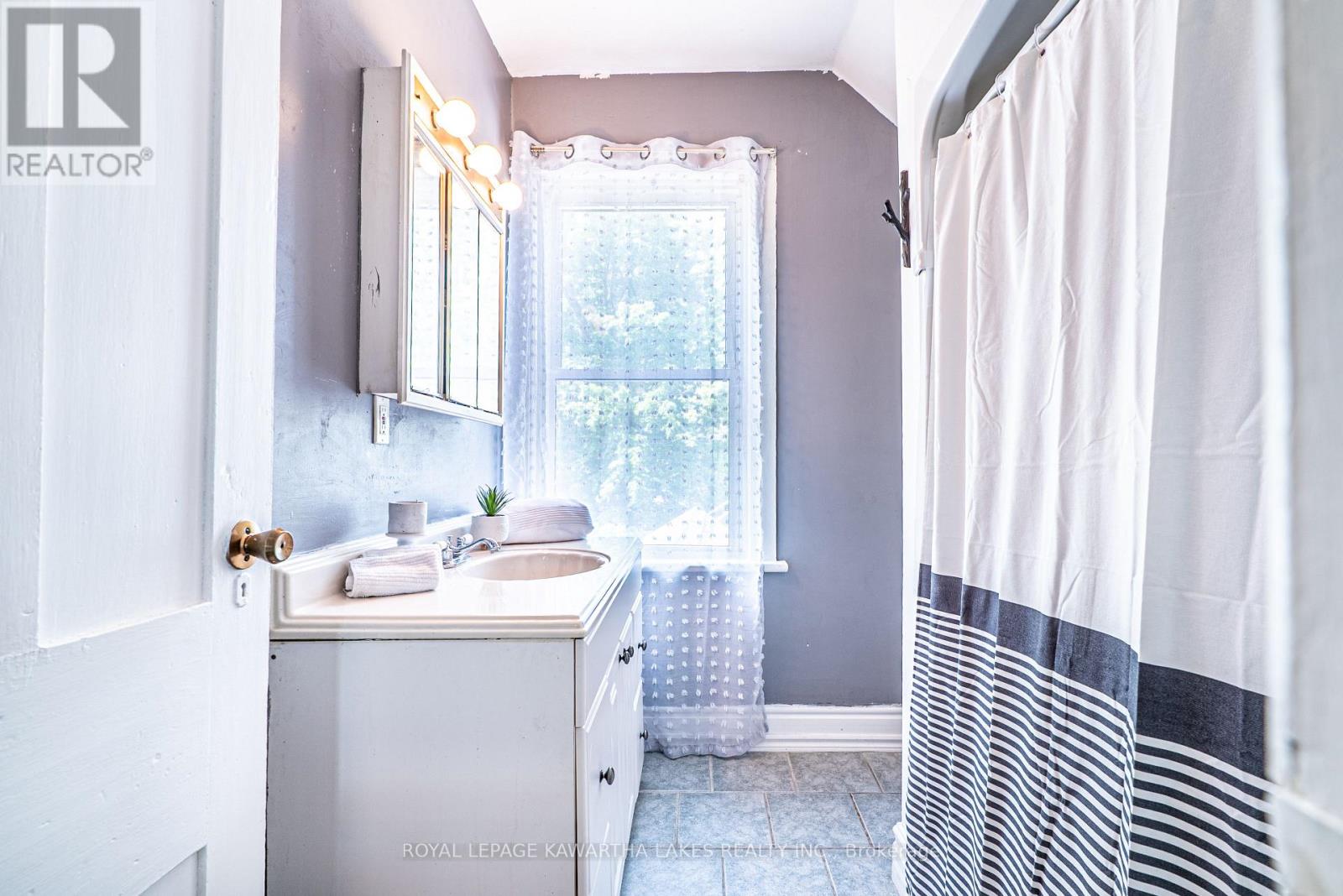 50 North Water Street, Kawartha Lakes, Ontario  K0M 1K0 - Photo 17 - X12659448