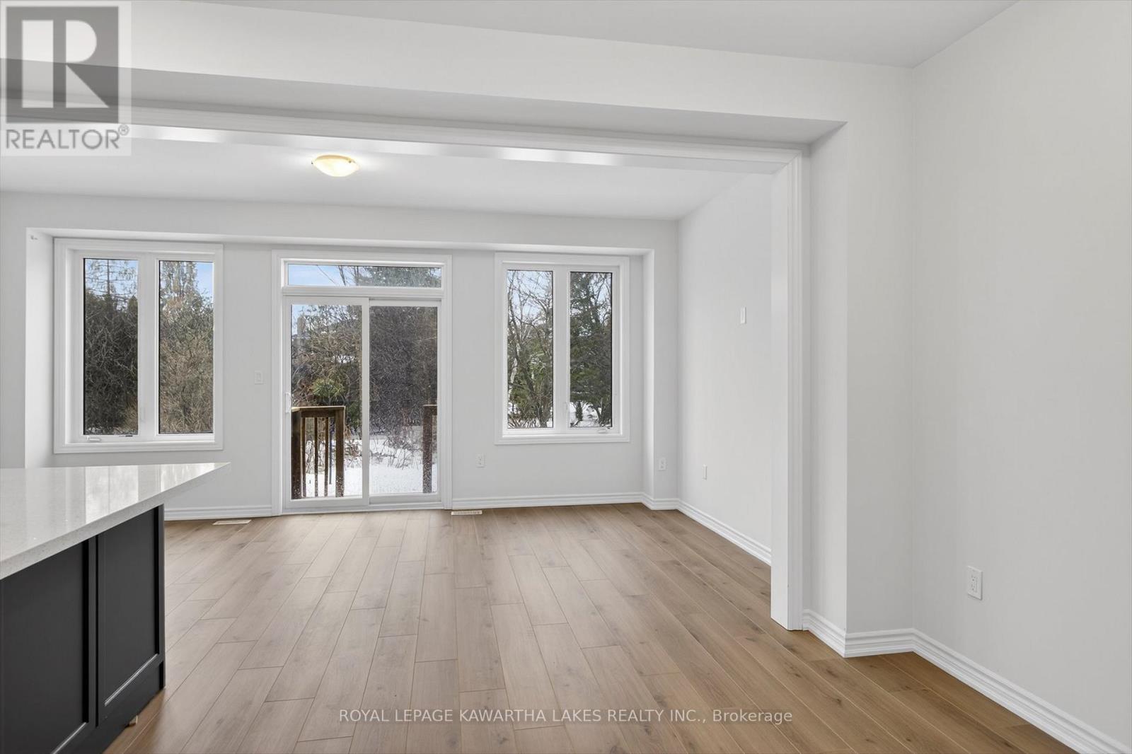 77 Watts Mew, Kawartha Lakes, Ontario  K9V 0T3 - Photo 22 - X12665344