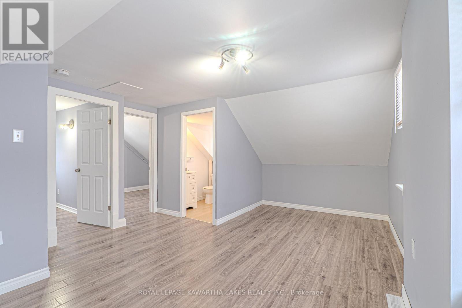 54 Glenelg Street W, Kawartha Lakes, Ontario  K9V 2V2 - Photo 23 - X12691070