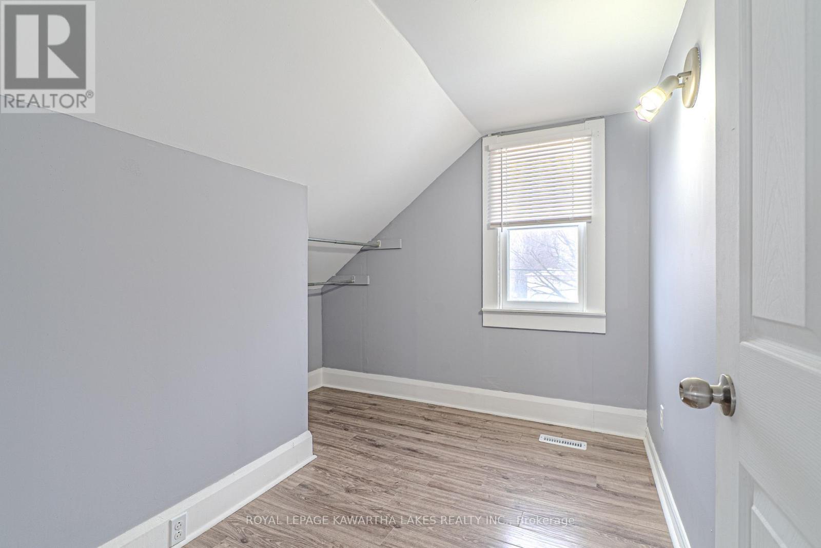 54 Glenelg Street W, Kawartha Lakes, Ontario  K9V 2V2 - Photo 25 - X12691070