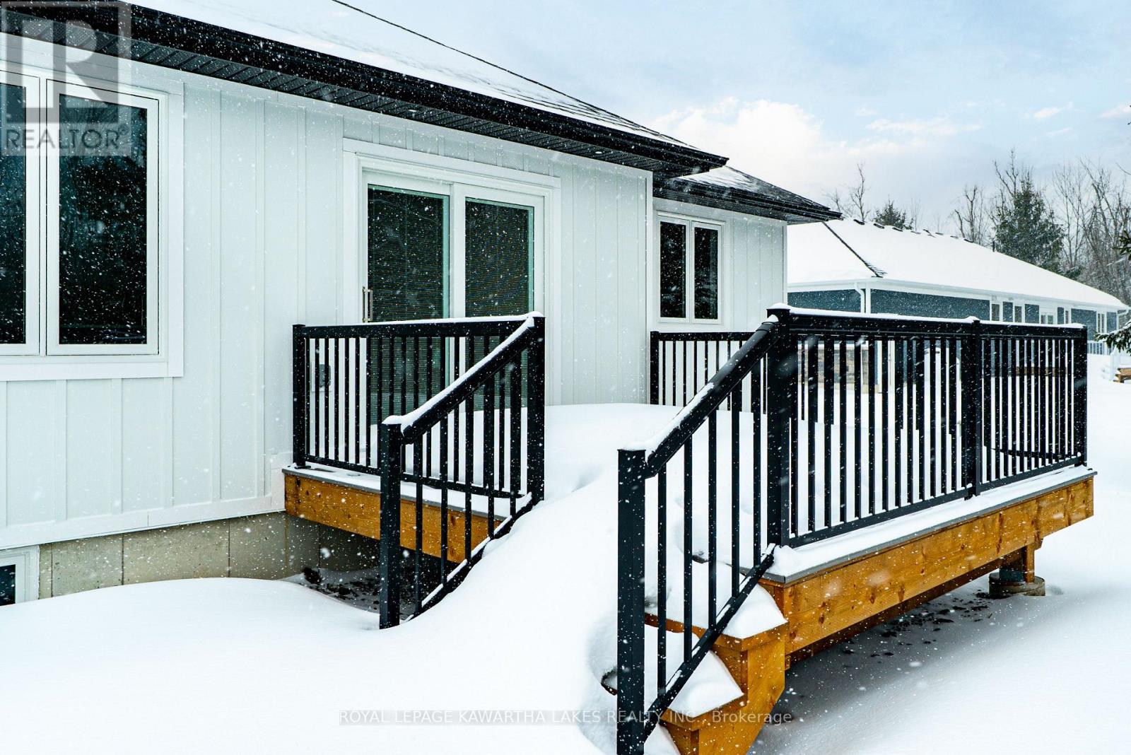 6 Patrick Street, Kawartha Lakes, Ontario  K0M 2B0 - Photo 37 - X12716208