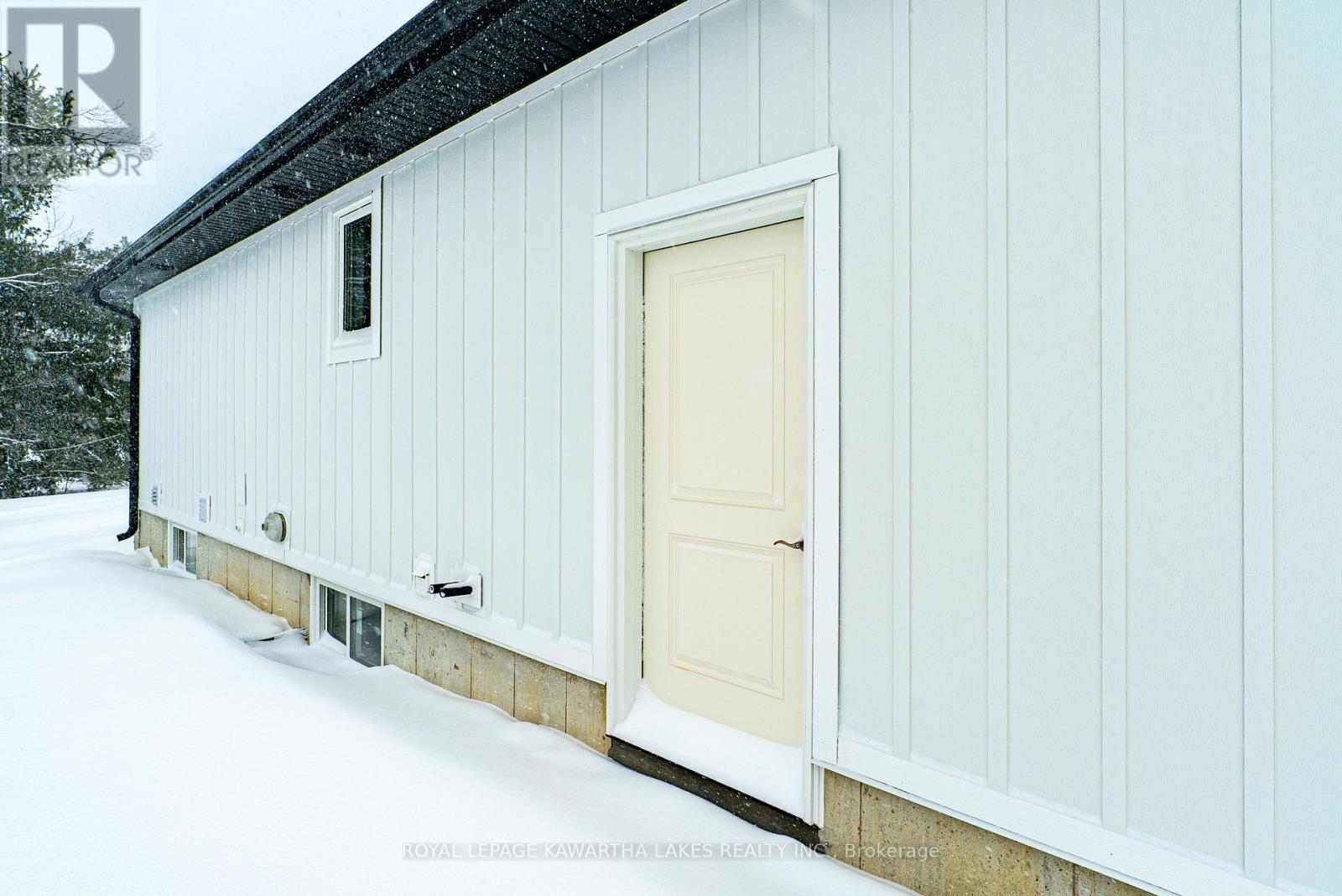 6 Patrick Street, Kawartha Lakes, Ontario  K0M 2B0 - Photo 38 - X12716208