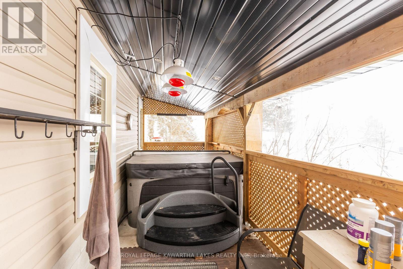 104 Cameron Drive, Kawartha Lakes, Ontario  K0M 1G0 - Photo 30 - X12817744