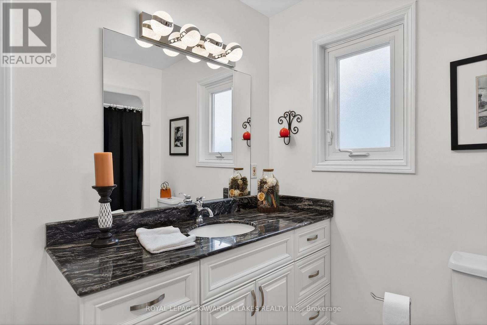 20 Cedartree Lane, Kawartha Lakes, Ontario  K0M 1A0 - Photo 22 - X12817958