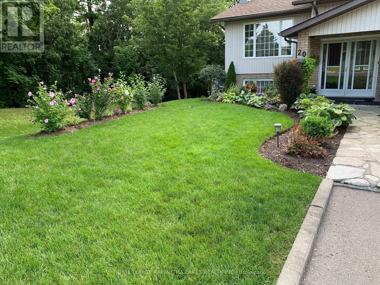 20 Cedartree Lane, Kawartha Lakes, Ontario  K0M 1A0 - Photo 48 - X12817958