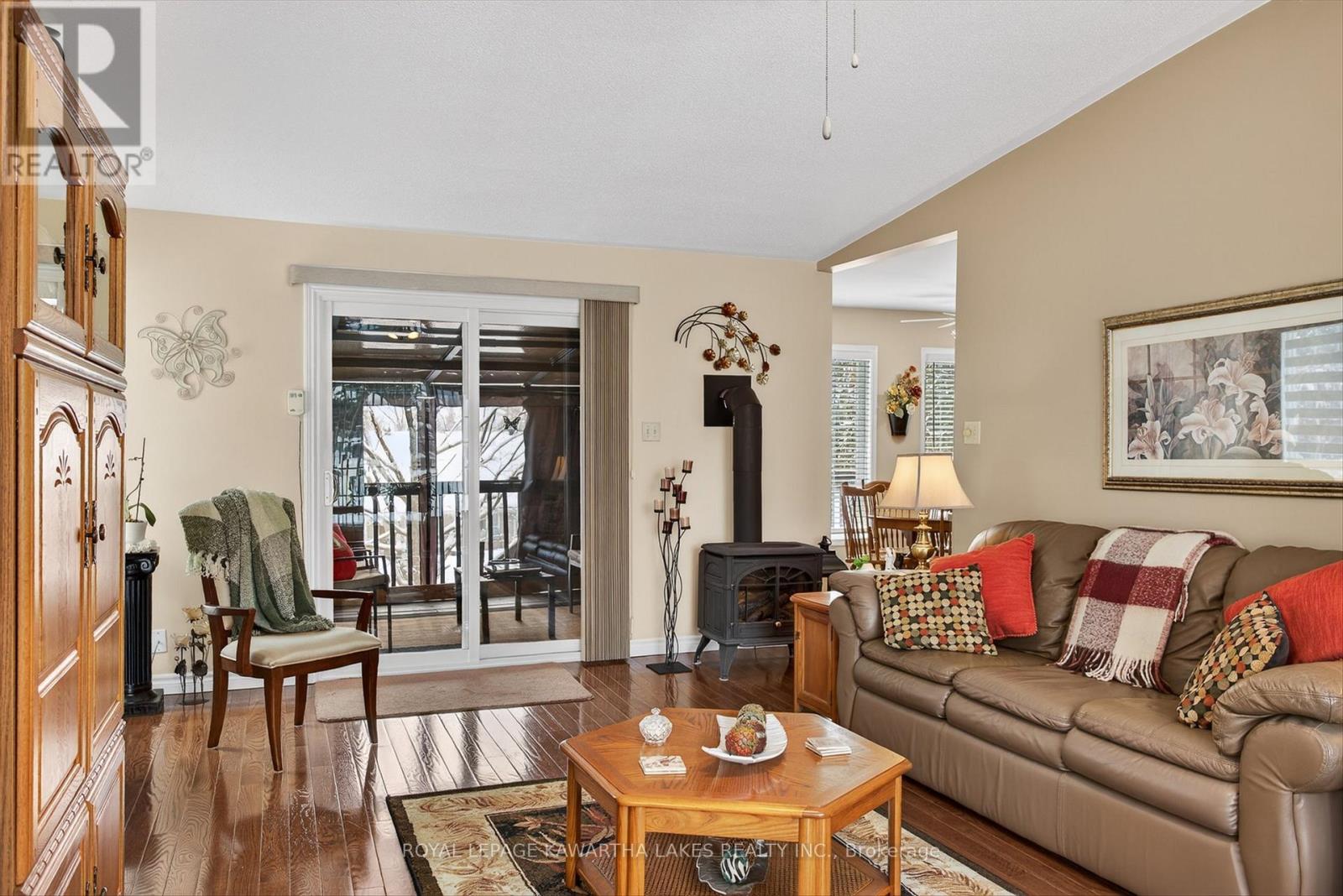 20 Cedartree Lane, Kawartha Lakes, Ontario  K0M 1A0 - Photo 8 - X12817958