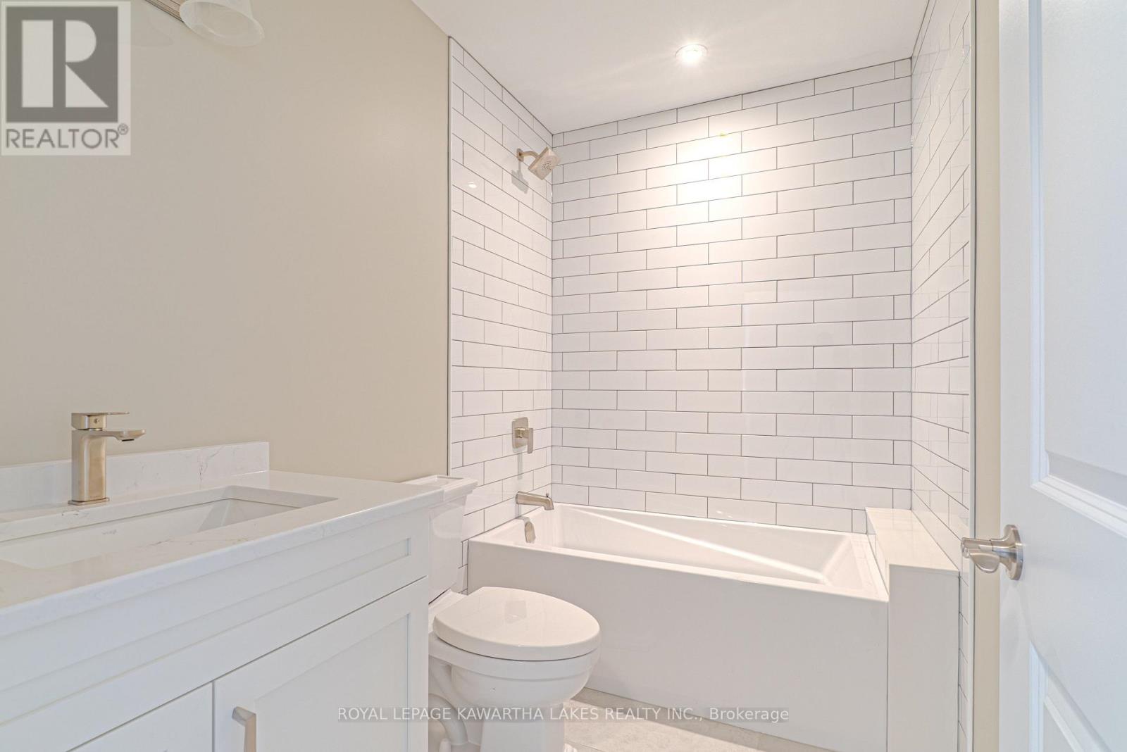 6 Patrick Street, Kawartha Lakes, Ontario  K0M 2B0 - Photo 29 - X12908556