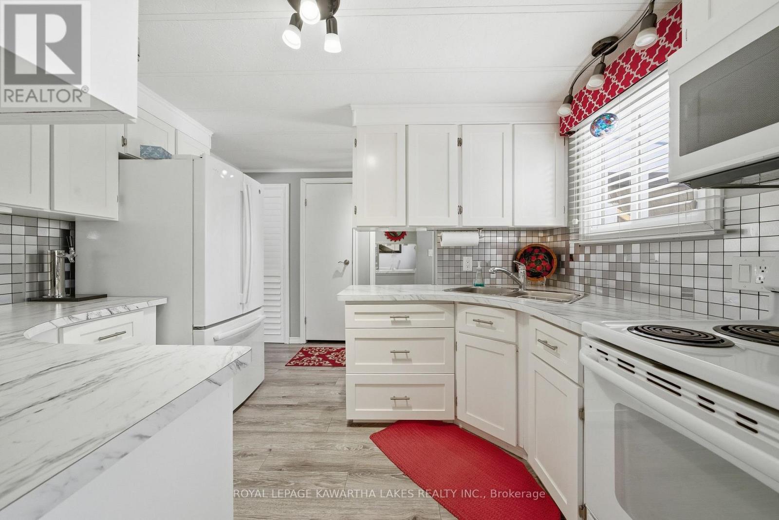 21 Cedar Street, Kawartha Lakes, Ontario  K9V 4R1 - Photo 16 - X12910058