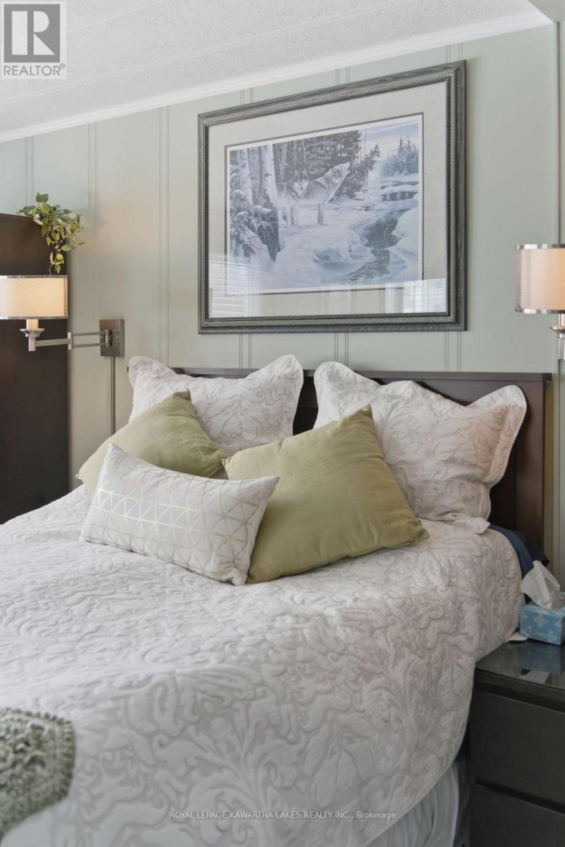 21 Cedar Street, Kawartha Lakes, Ontario  K9V 4R1 - Photo 25 - X12910058