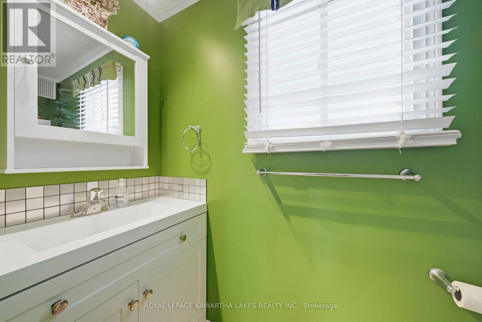 21 Cedar Street, Kawartha Lakes, Ontario  K9V 4R1 - Photo 26 - X12910058