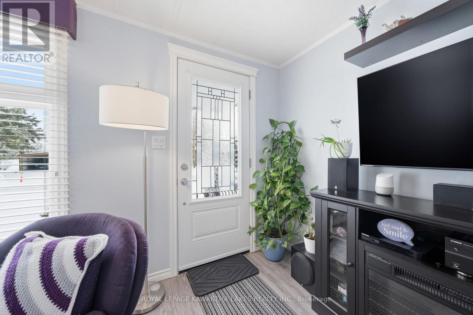 21 Cedar Street, Kawartha Lakes, Ontario  K9V 4R1 - Photo 4 - X12910058