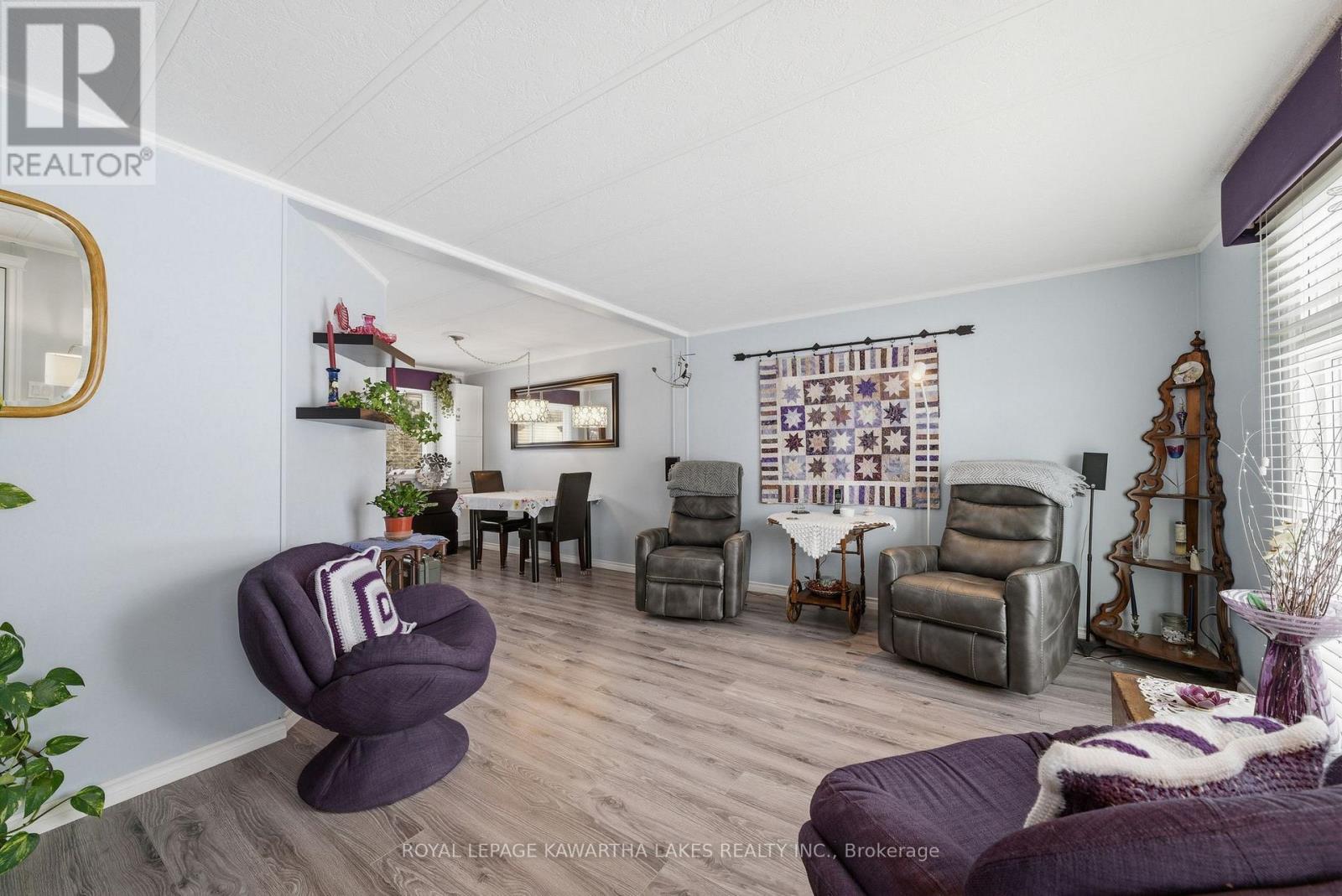 21 Cedar Street, Kawartha Lakes, Ontario  K9V 4R1 - Photo 8 - X12910058