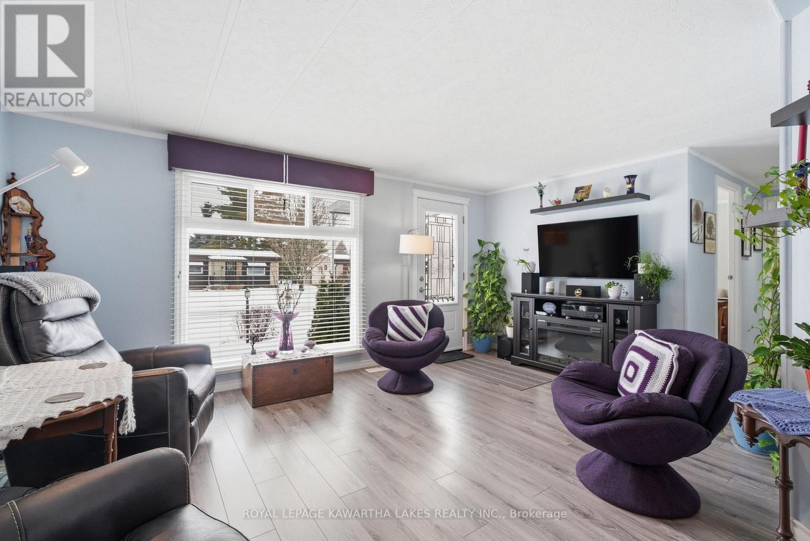 21 Cedar Street, Kawartha Lakes, Ontario  K9V 4R1 - Photo 9 - X12910058