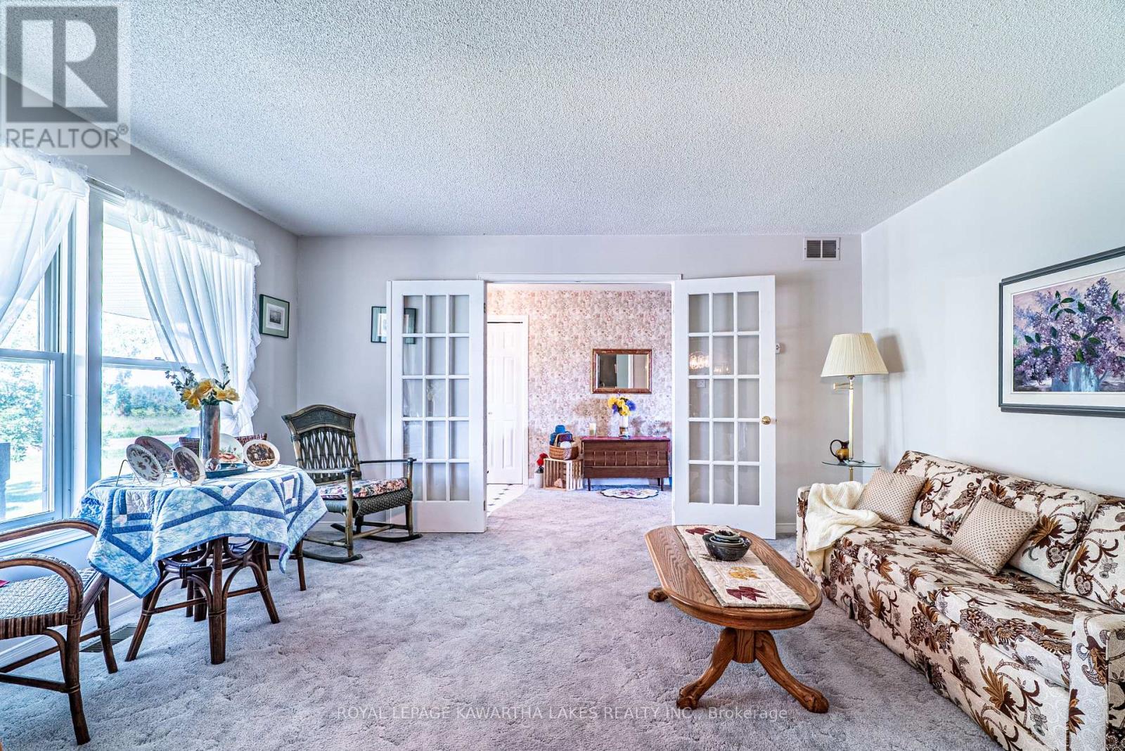 120 Mark Road, Kawartha Lakes, Ontario  K0M 2G0 - Photo 10 - X12924528