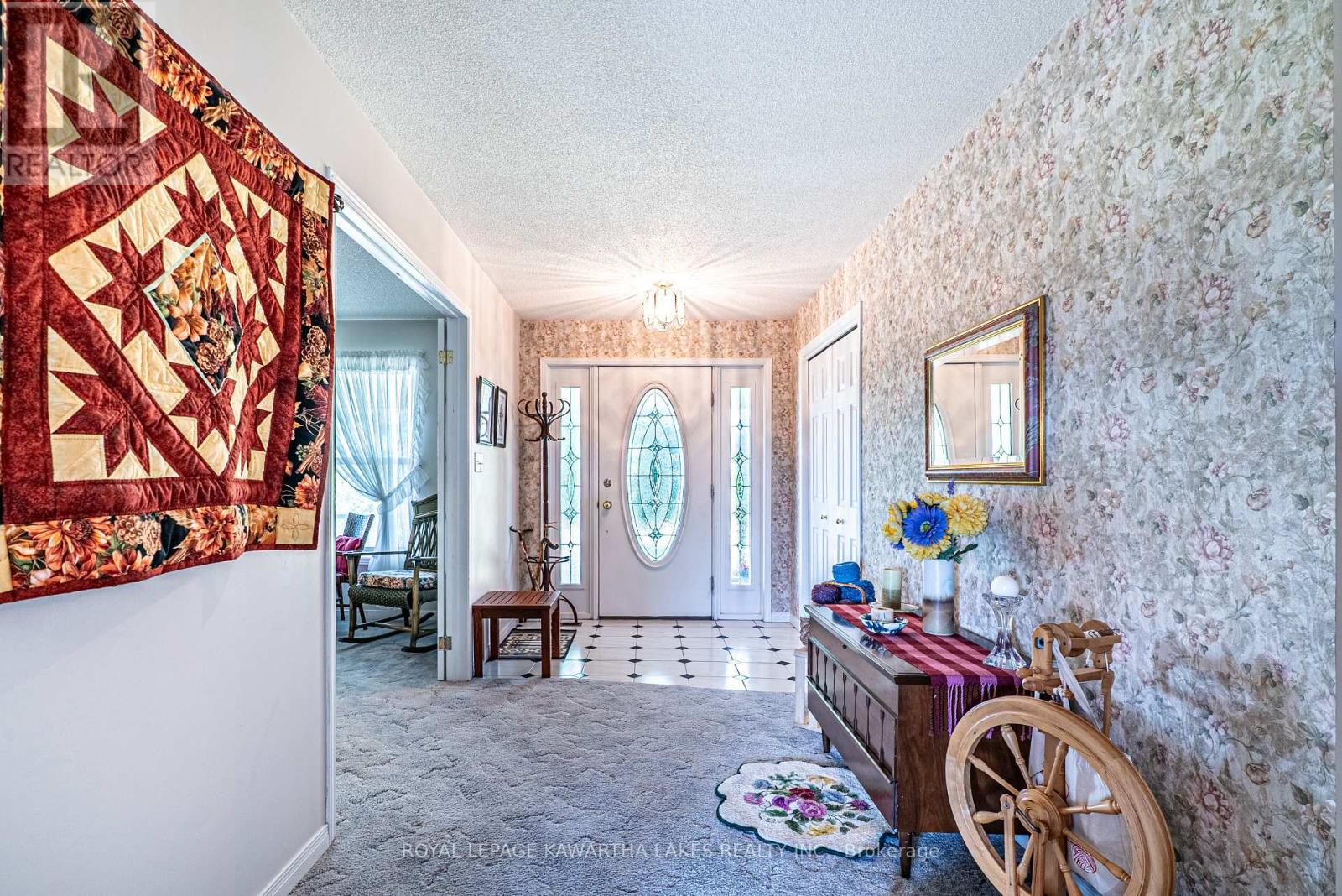 120 Mark Road, Kawartha Lakes, Ontario  K0M 2G0 - Photo 8 - X12924528