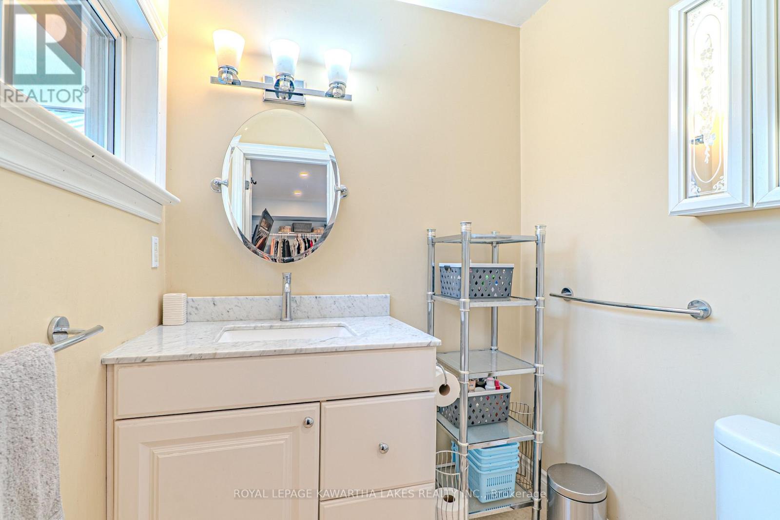 63 Robinson Avenue, Kawartha Lakes, Ontario  K0M 2B0 - Photo 28 - X12929112