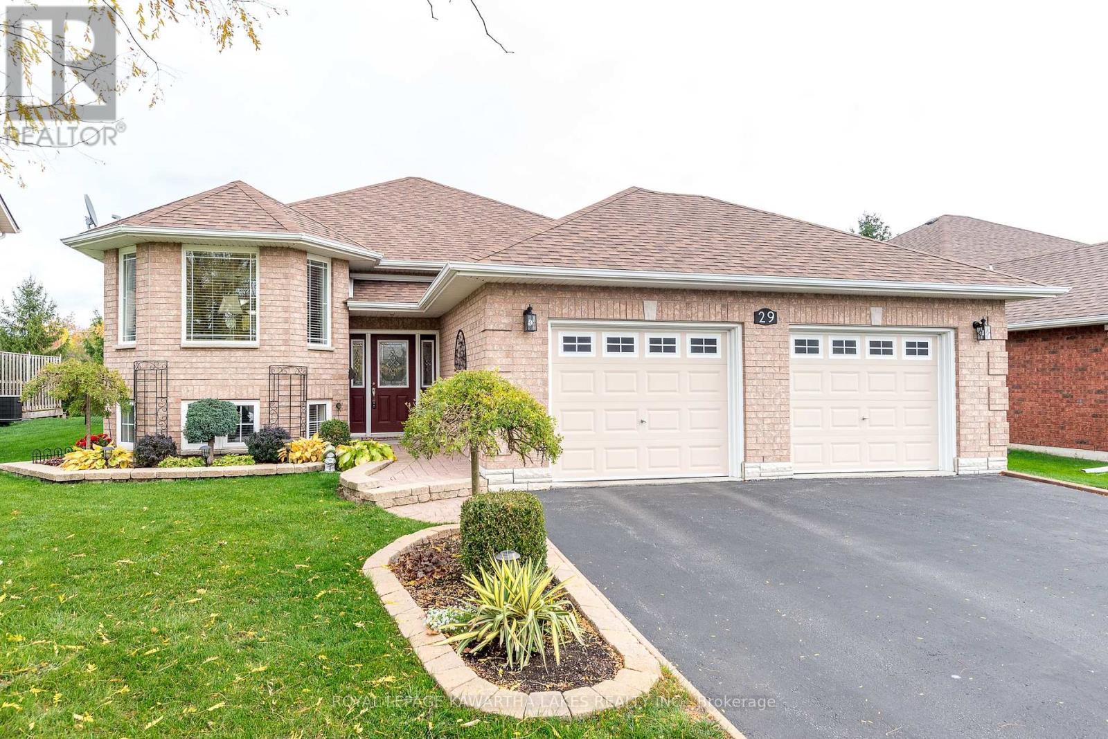 29 Midland Drive, Kawartha Lakes, Ontario  K9V 6B9 - Photo 1 - X12931634