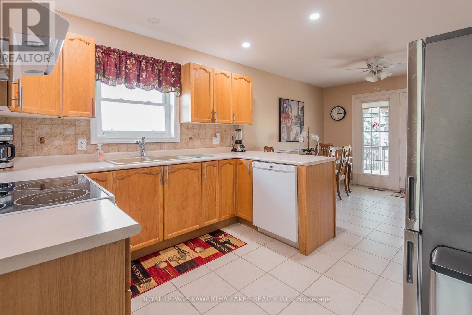 29 Midland Drive, Kawartha Lakes, Ontario  K9V 6B9 - Photo 16 - X12931634