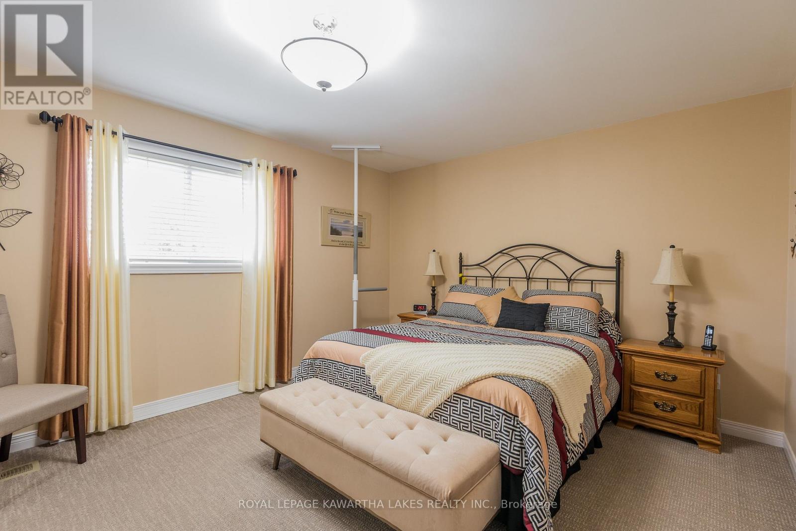 29 Midland Drive, Kawartha Lakes, Ontario  K9V 6B9 - Photo 19 - X12931634