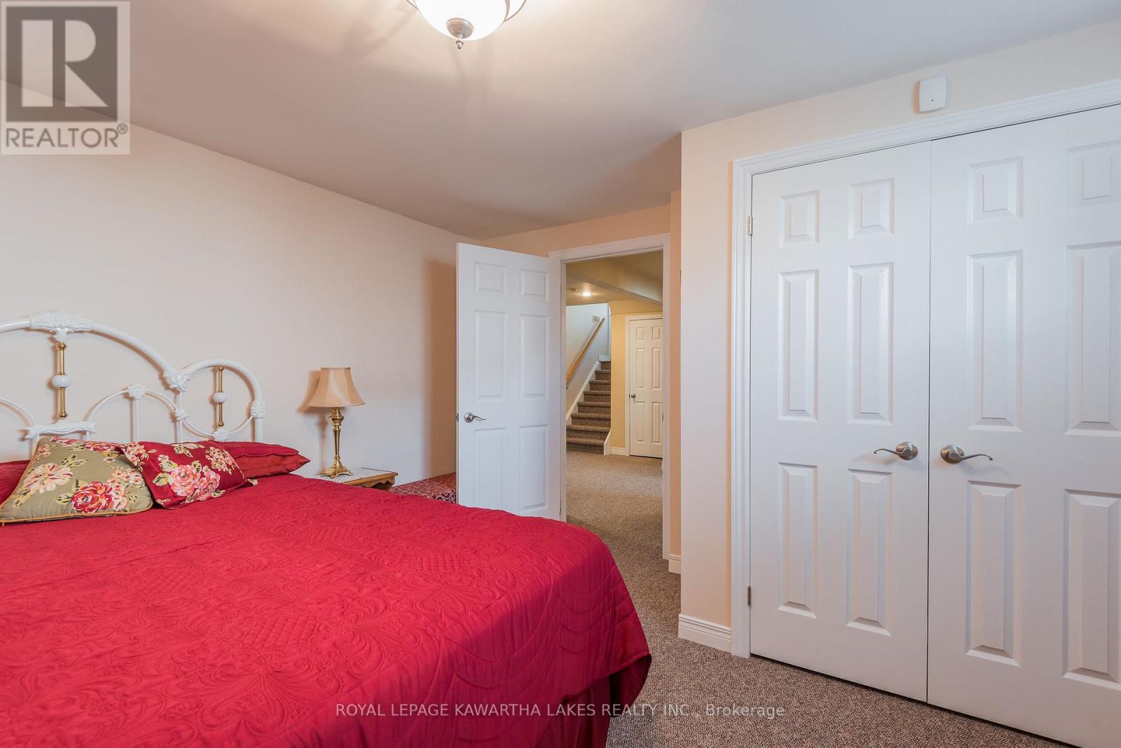 29 Midland Drive, Kawartha Lakes, Ontario  K9V 6B9 - Photo 31 - X12931634